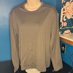 Unbound Merino long sleeve green t-shirt